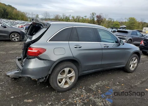 2017 Mercedes-Benz Glc 300 4Matic z USA, uszkodzony, nr VIN WDC0G4KB4HF234209